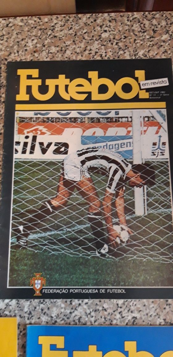 Conjunto de 4 Revistas Desporto Anos 80