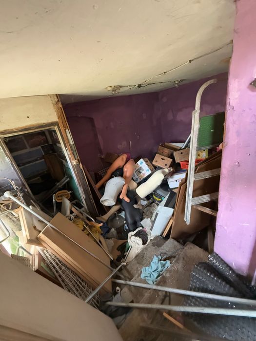 Sprzedam lokal 85m2 z możliwością zrobienia mieszkania/domu
