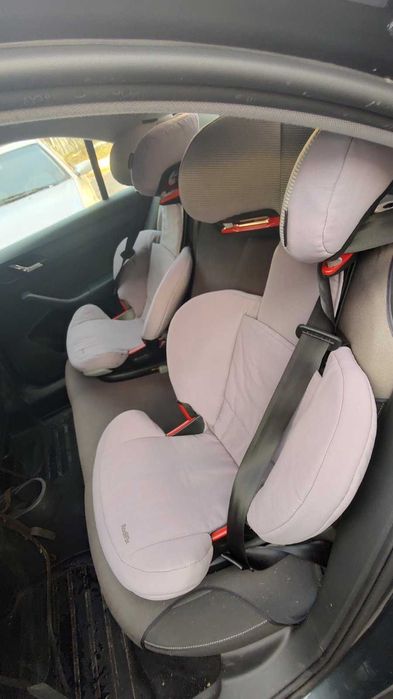 Автокрісло Maxi-Cosi RodyFix AirProtect IsoFix 15-36 кг (3-12 років)