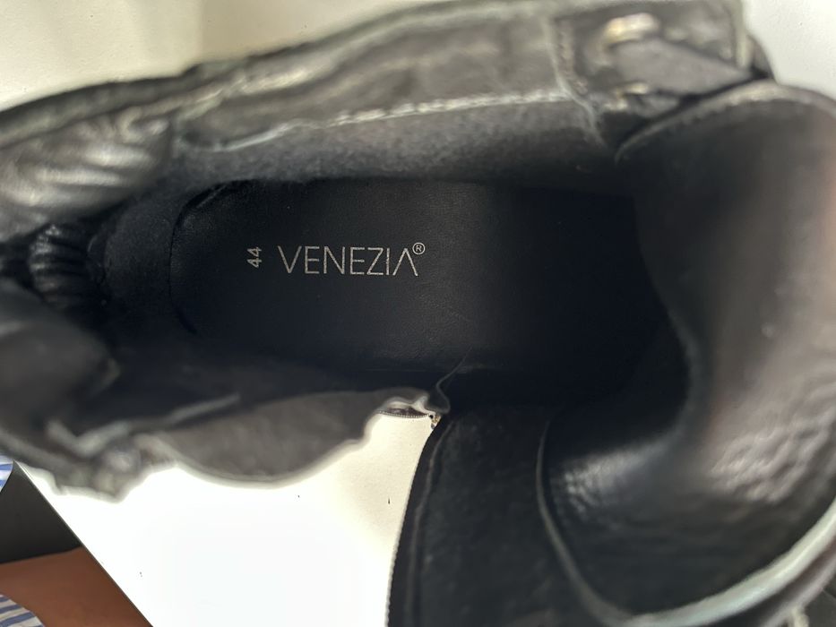 Nowe buty męskie Venezia, rozmiar 44, skóra