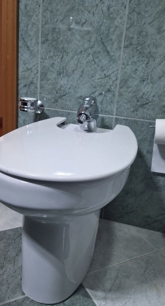 Bidés com torneira