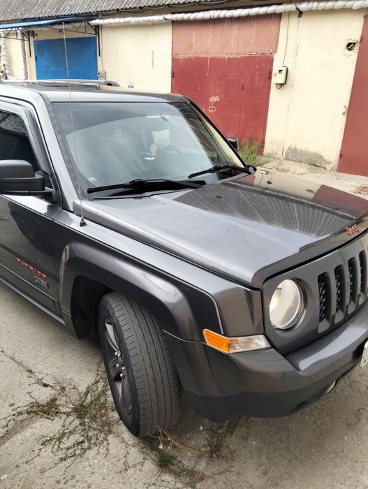 Продам Jeep petriot