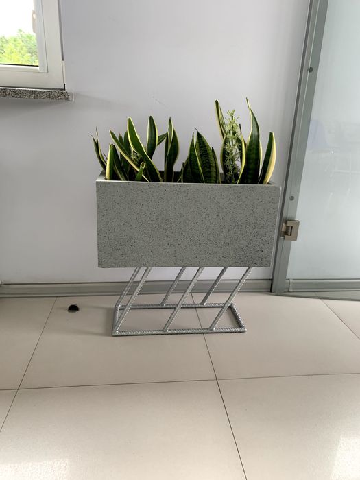 Stojak do doniczki, stojak metalowy, stojak, dekoracje