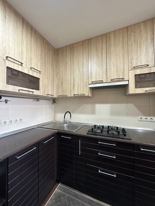 3-кімнатна Південно-кільцева ,23