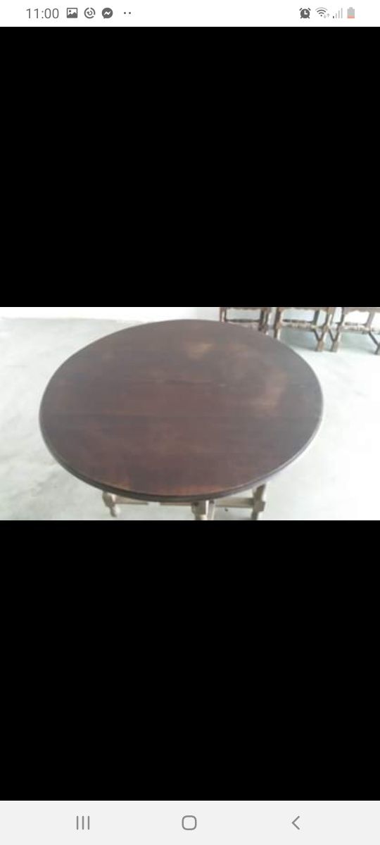 Conjunto Mesa e Cadeiras