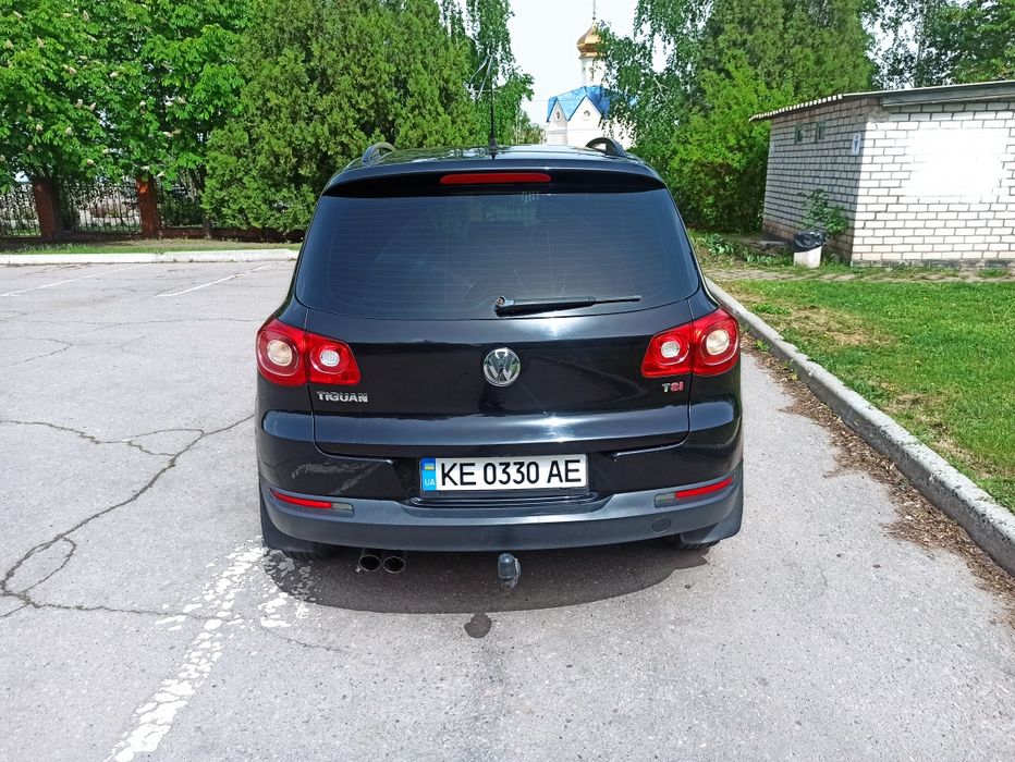 Продам автомобіль Фольксваген Тігуан 1.4 TSI