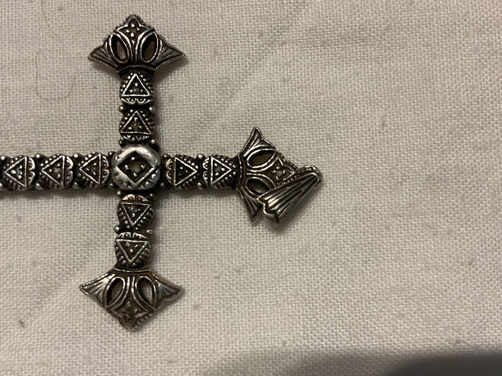 Antiga Cruz em prata e ouro com minusculos diamantes