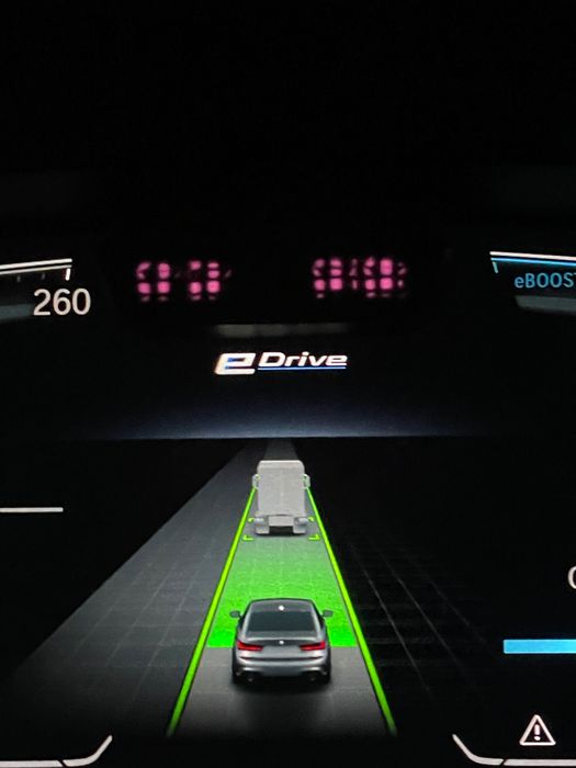 BMW 330e Pack M 292cv