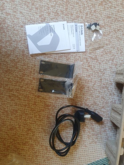 D-Link DES-1024D - 24 portowy niezarządzalny Switch Fast Ethernet NOWY