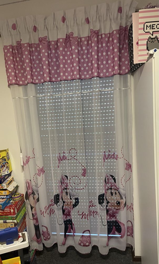 Firanka z baskinką Minnie Mouse wys. 220 cm