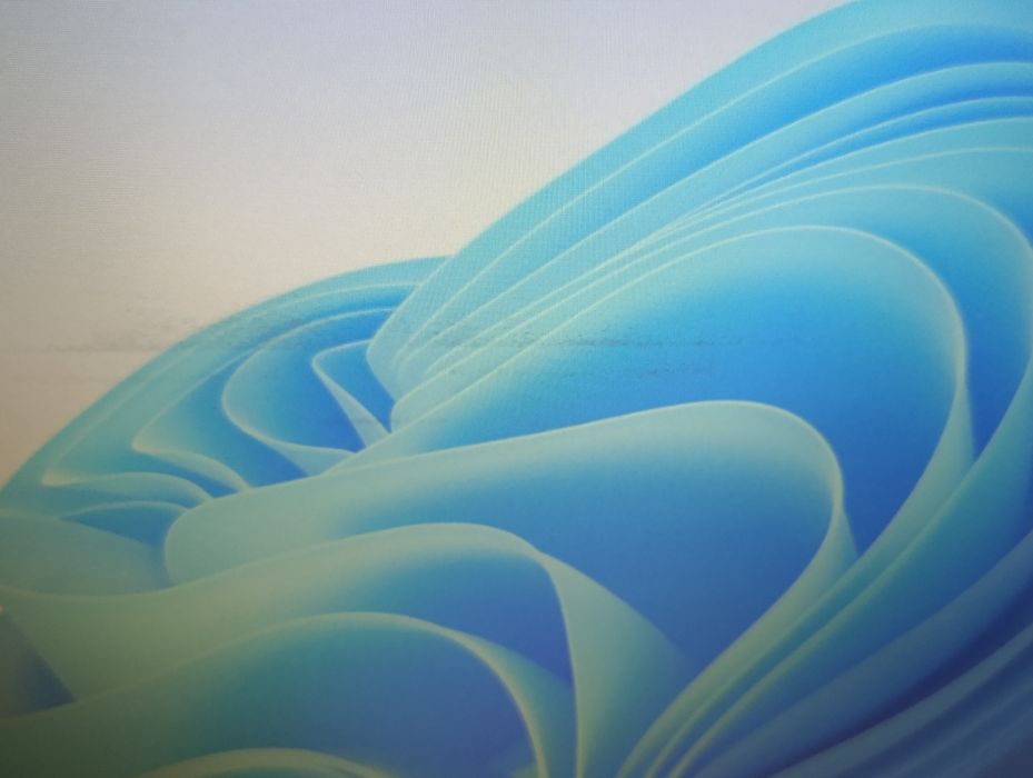 15'6 ноутбук HP/A6-7310/8GB Ram/SSD 128GB/Батарея  0%зносу/R4 Graphics