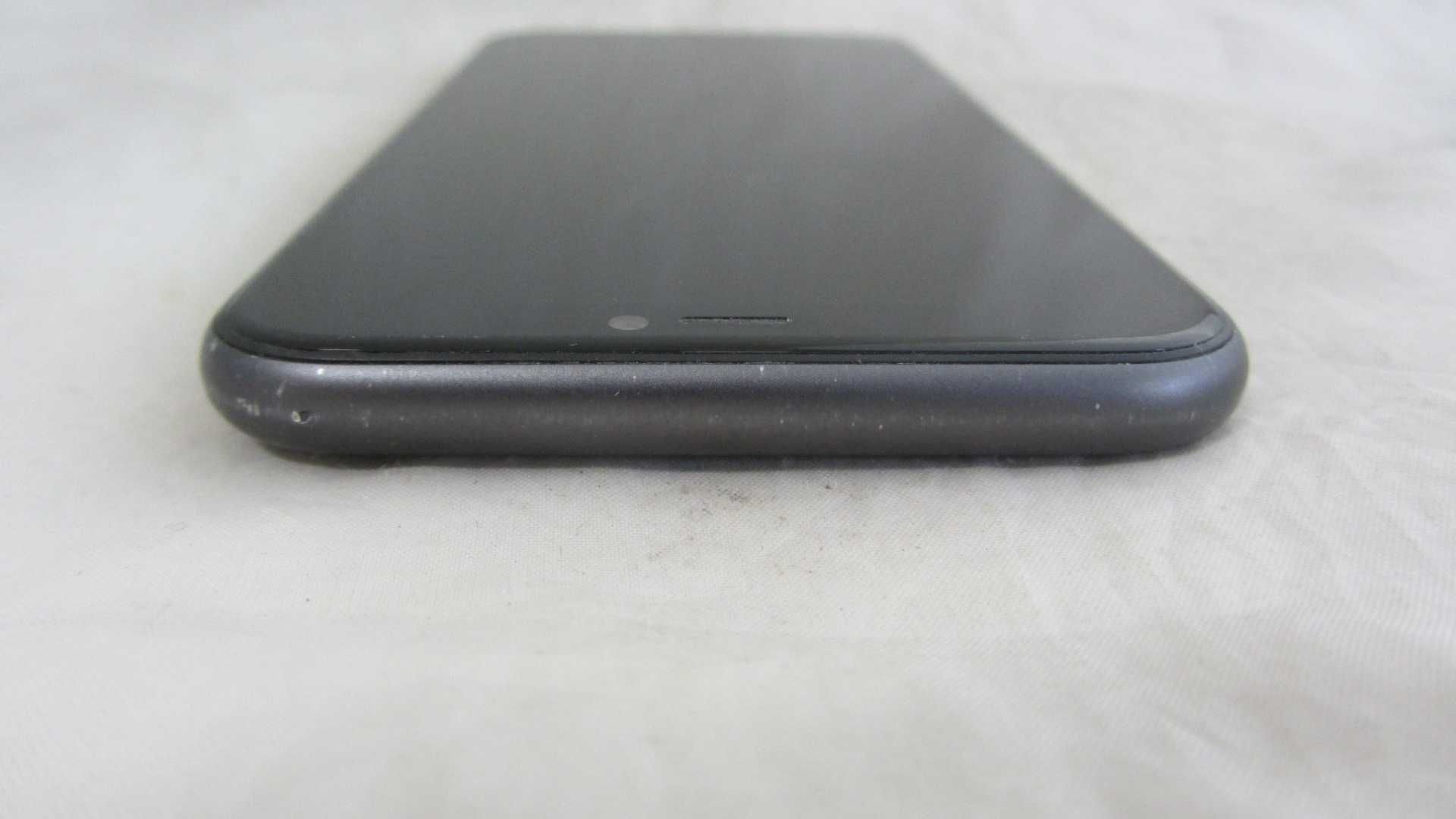 Apple iPhone 11 Black