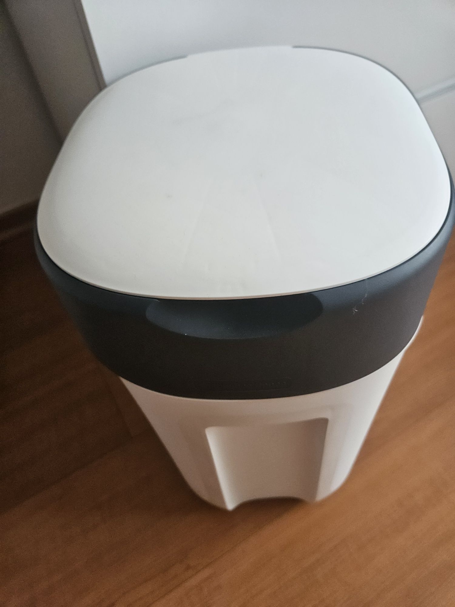 Caixote para fraldas bebe