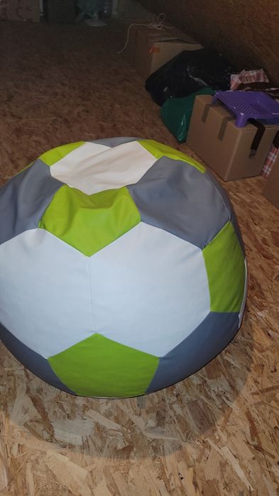 Pufa piłka dla chlopca