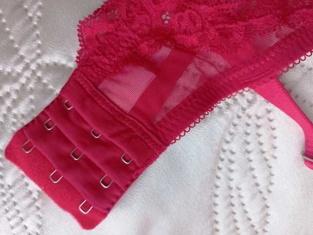 Biustonosz czerwony 85D - elegancki, push up