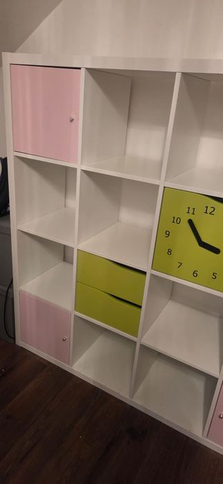 Szafka Kallax Ikea z biurkiem