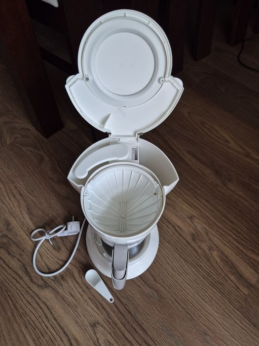 Ekspres do kawy przelewowy PHILIPS Daily Collection HD7461/00