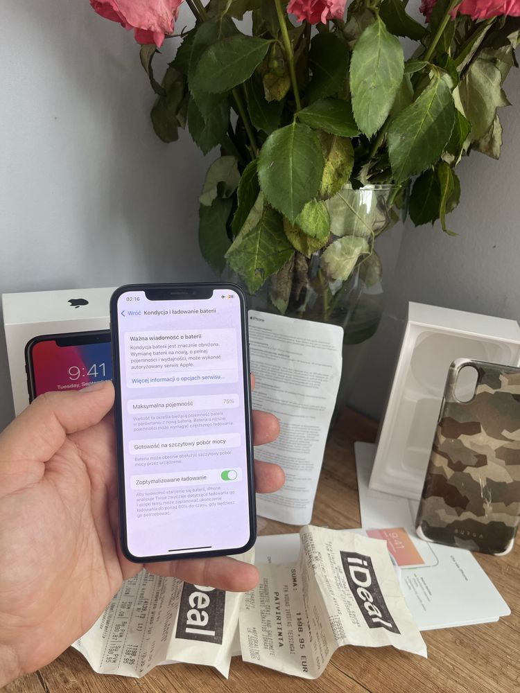 Apple iphone X - 64 Gb , pudelko ladowarka etui w zestawie