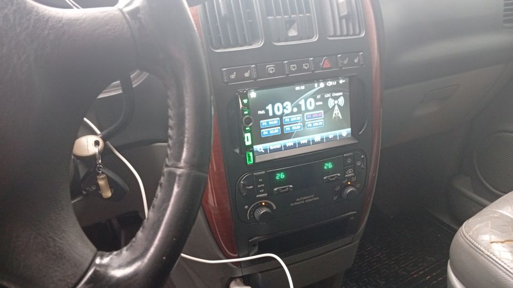 Продаю крайслер вояжер в хорошому стані.