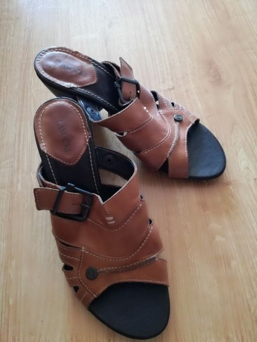 Buty klapki Lasocki r.39 nowe