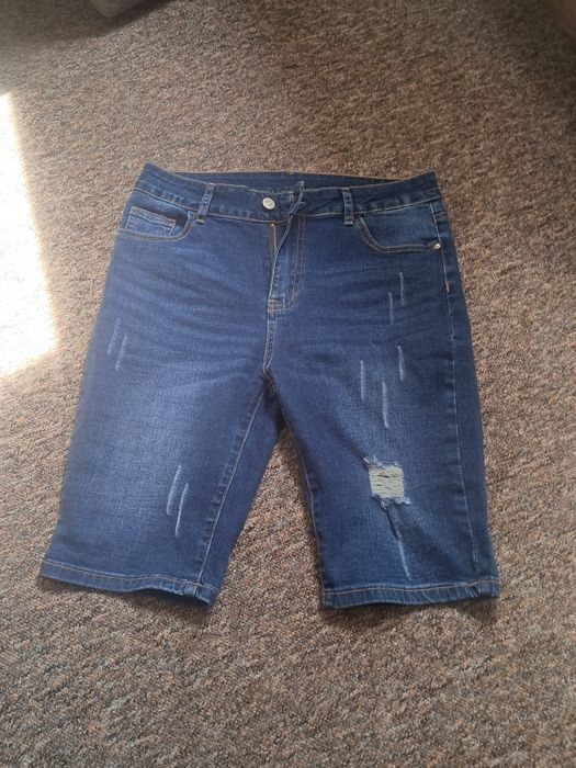 Spodenki jeansowe