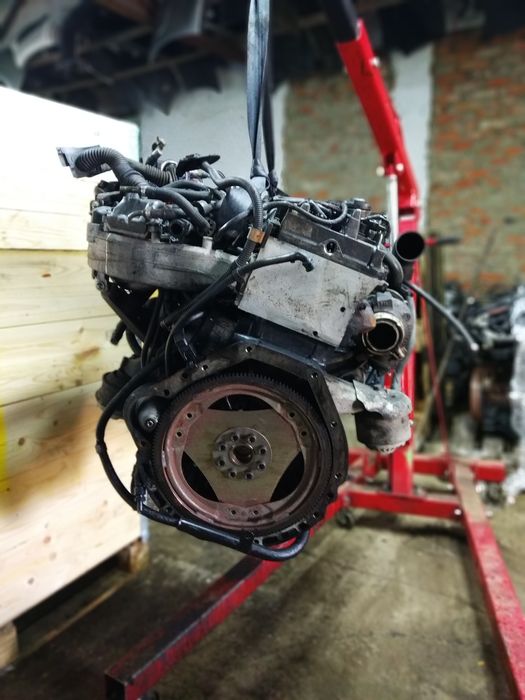 Двигун мотор двигатель w211 w203 ml163 Sprinter 2.7 CDI 6120110201