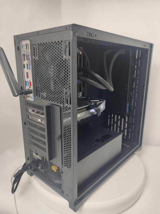 Zestaw Gamingowy Intel Ultra 9 285K,RTX 5070 Ti,32 GB + MSi 24" 180 Hz