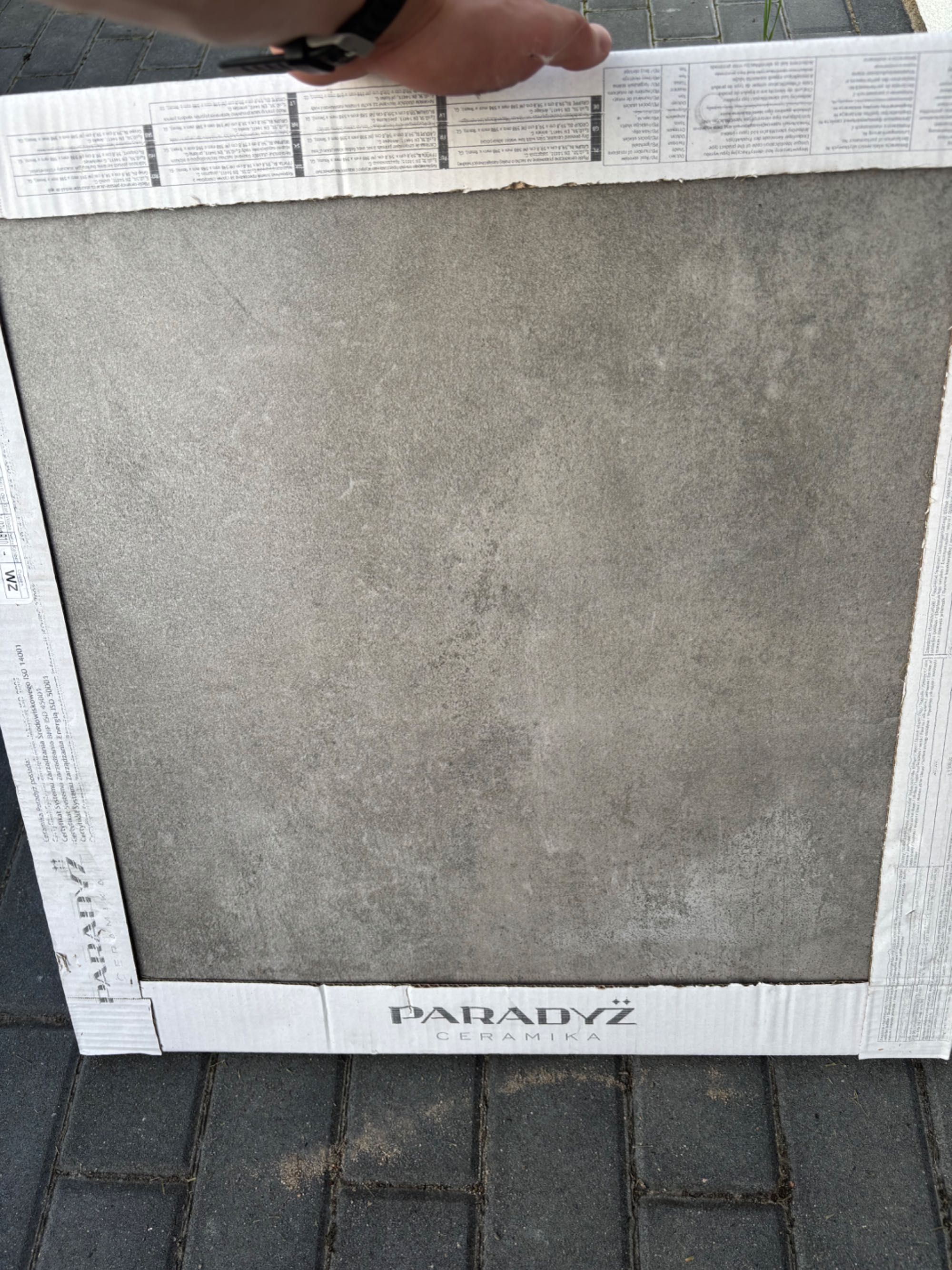 Płytki Gres Chromatic Paradyż 59,8 x 59,8 cm grafit 1,07 m2 40 płytek.