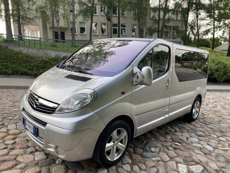 Продам Opel Vivaro