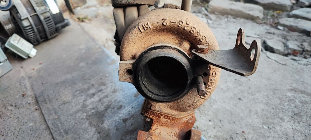 Турбина  на BMW E39 3.0 турбодизе bmw x5