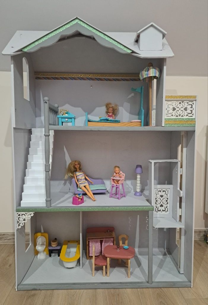 Duży domek dla lalek Barbie