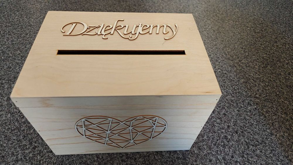Drewniane pudełko na koperty ślubne
