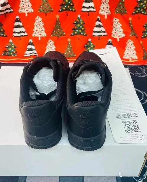 Buty_NikeAir Force 1 07 Black_Trampki_Rozmiar.44