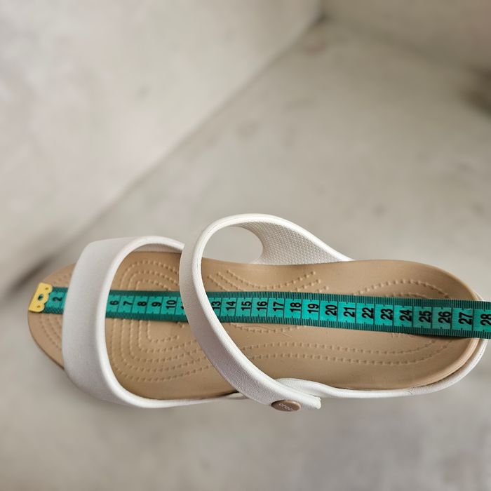 Женские, сандалии, шлепанцы "Crocs Cleo"