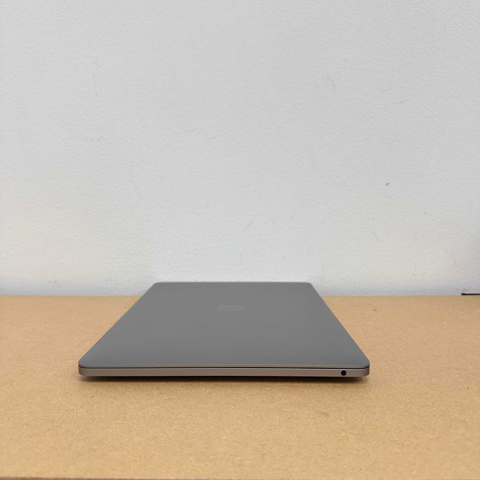 Macbook Pro 2022 { M2 | 8gb | 256 gb) Гарантія . 27542SV