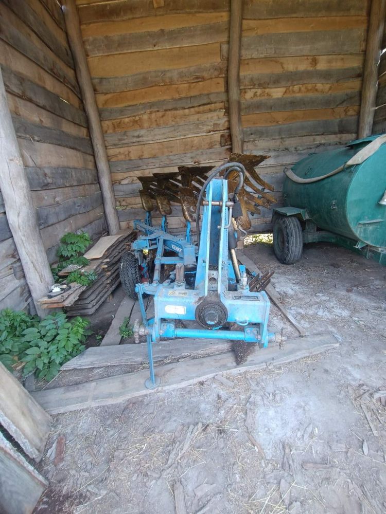 Плуг Лемкен Lemken Opal шостий пологовий