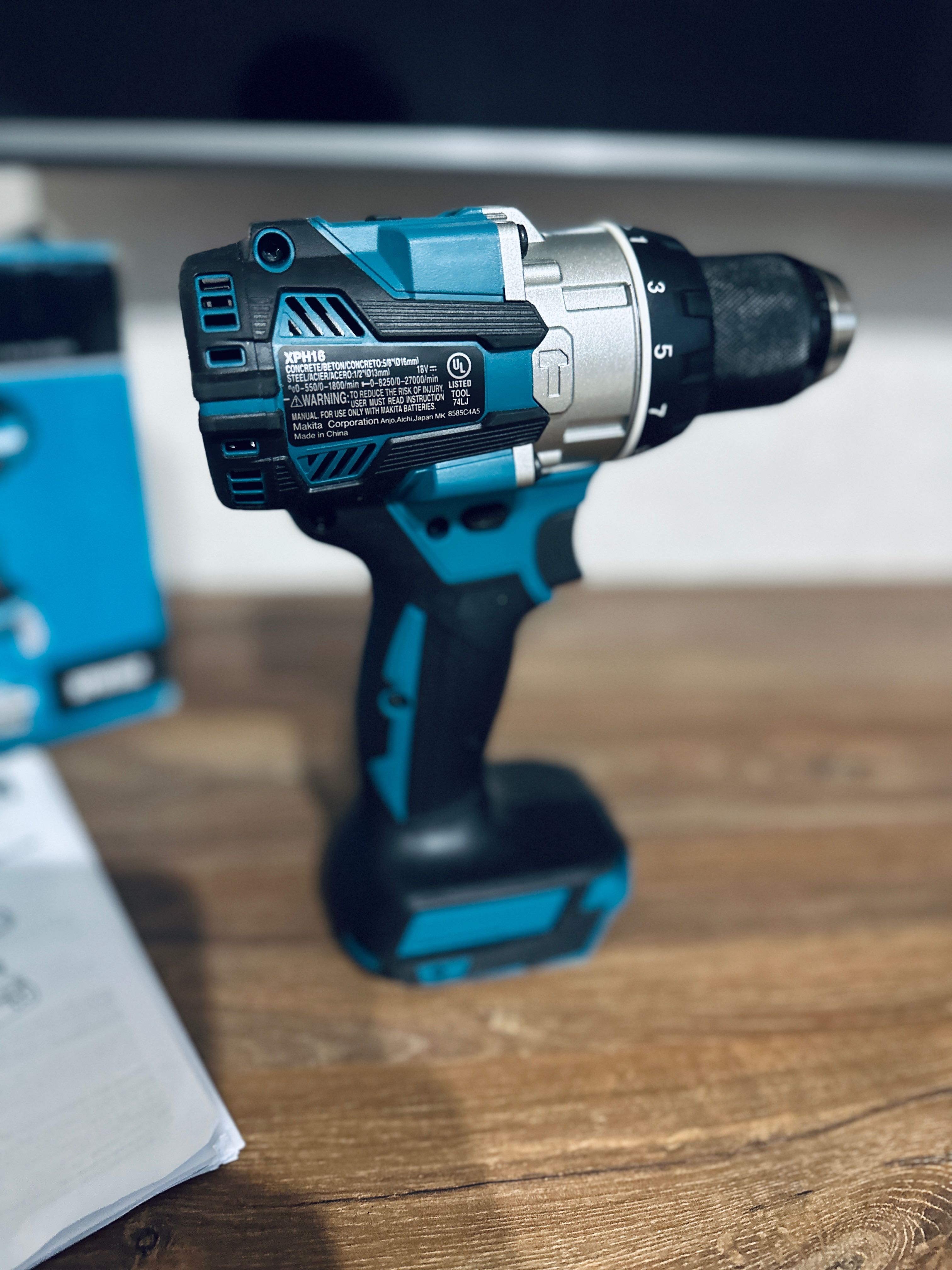 Шуруповерт / дрель Makita XРН16