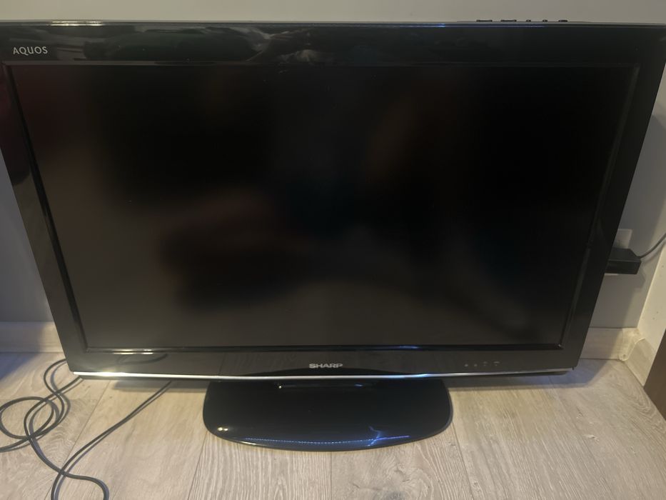 telewizor Sharp LC-32RD8E-BK 32 cale
