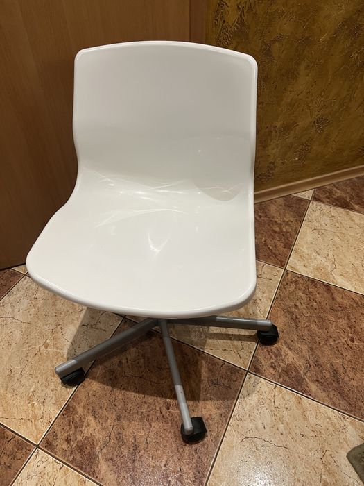 Fotel, krzesło do biurka Ikea