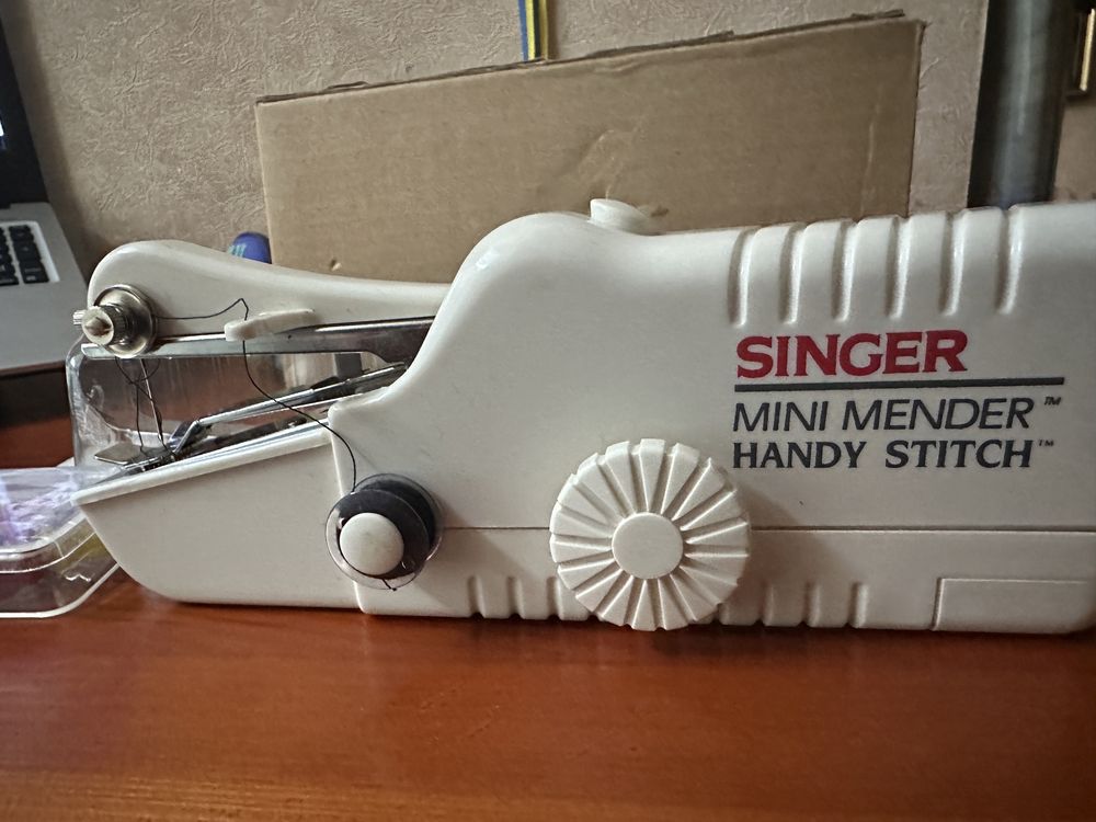 Швейна машинка  Singer Handy Stitch Model CEX300RN
