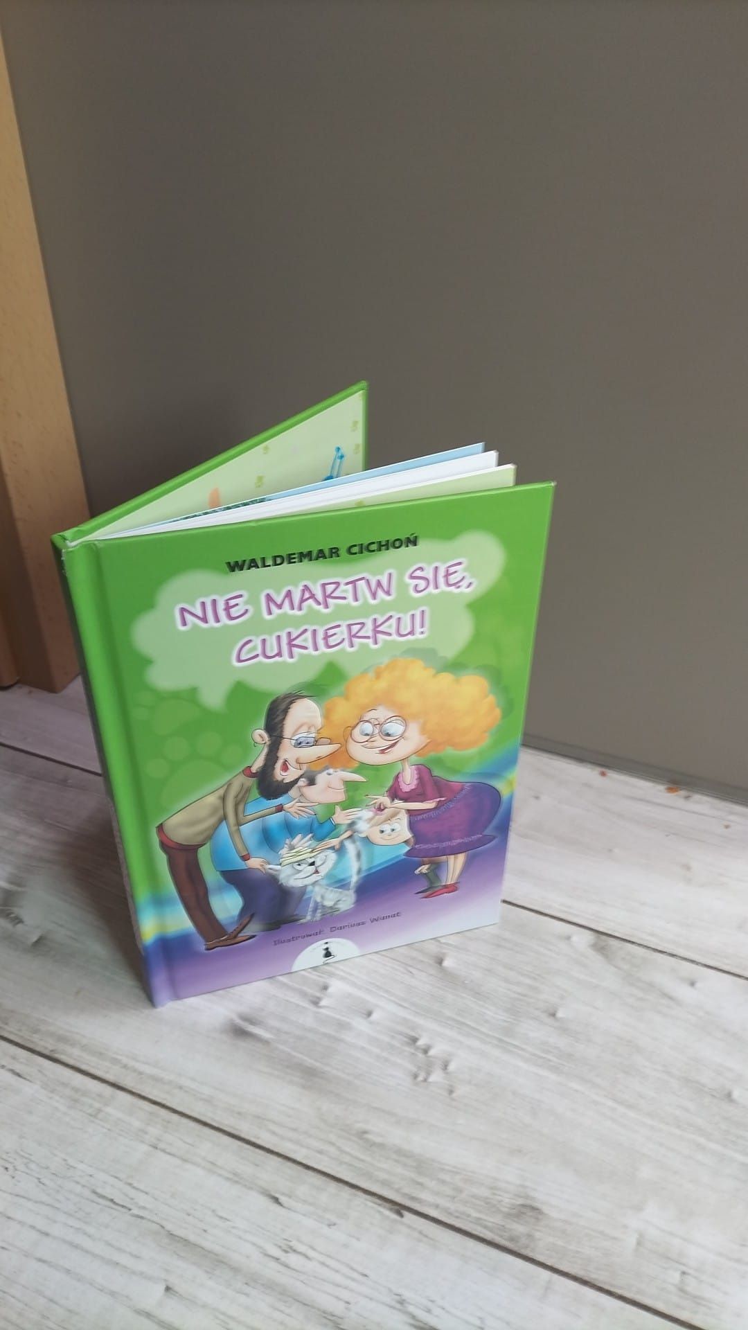Książki kot Cukierek