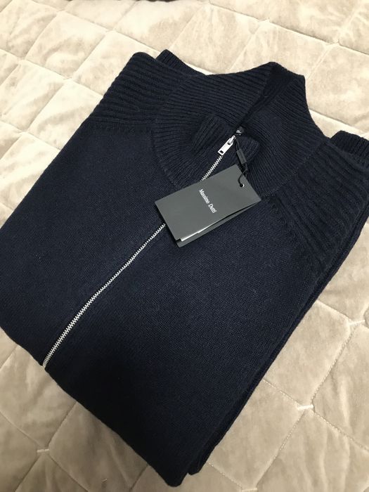 Продам чоловічий вовняний кардиган Massimo Dutti