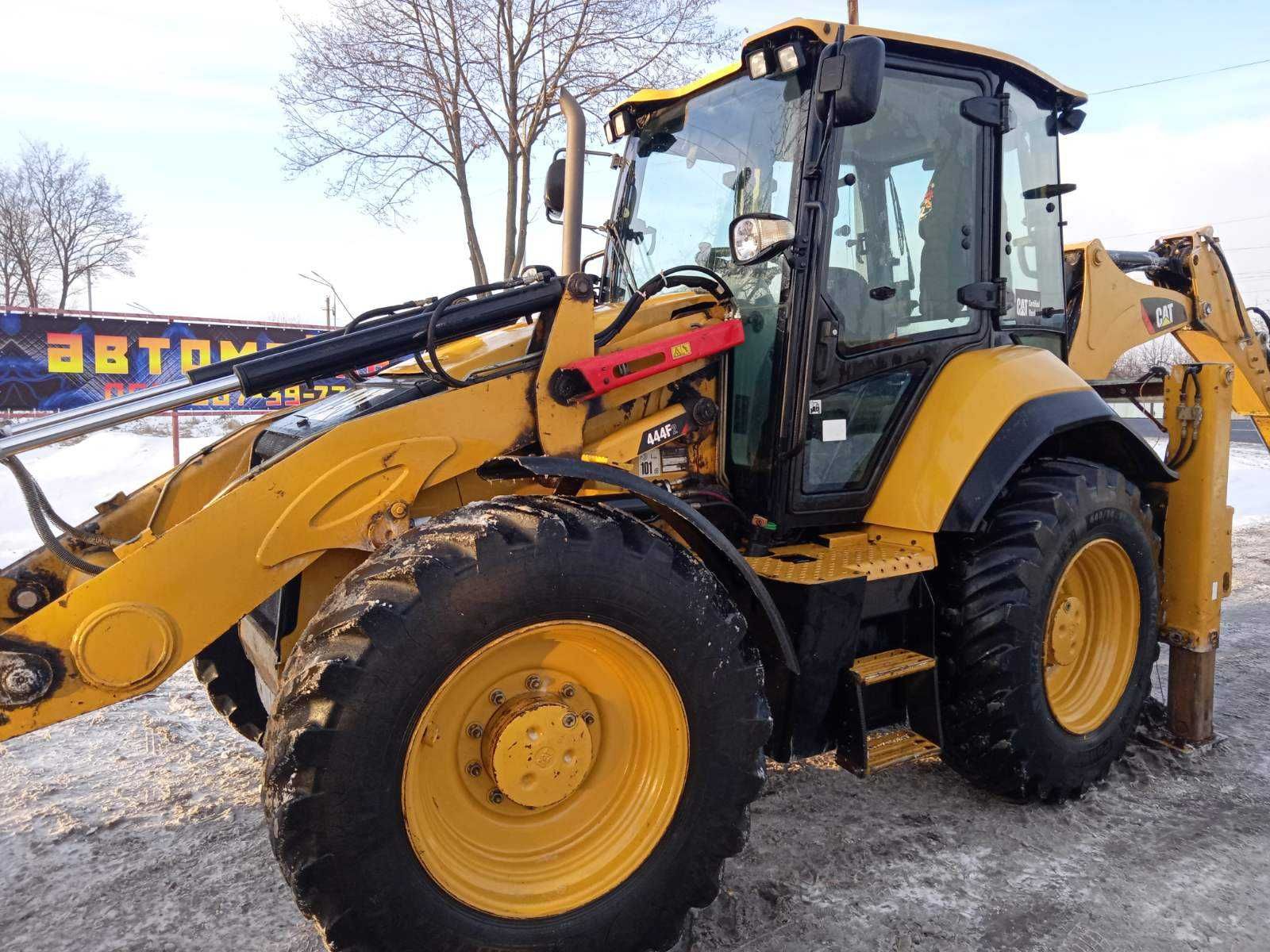 Аренда экскаватора  Caterpillar 444F2