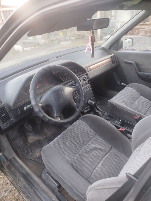 Срочно продам краска є на всю машину 800