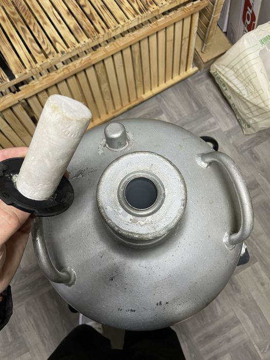 Дюар об’ємом 17,5 л