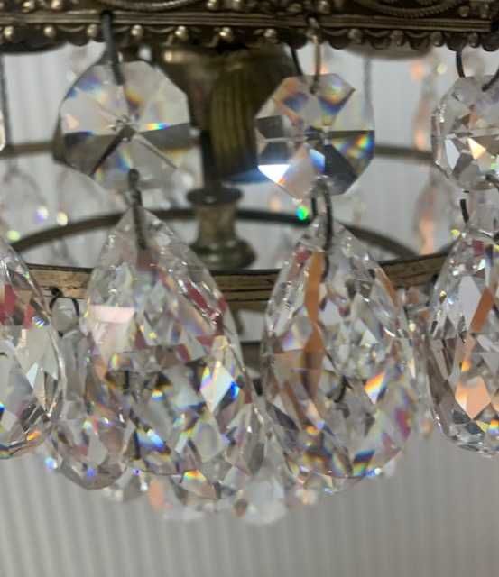 Lustre antigo de teto em cristal