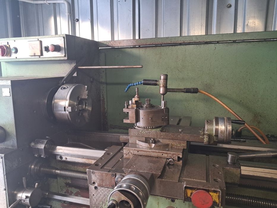 Tokarka TOS Galanta SUI 32 A