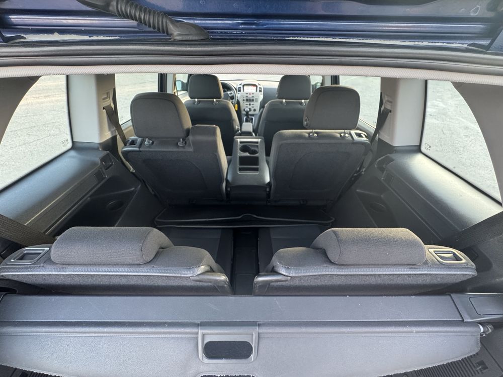 Opel Zafira 1,6 бензин 7 місць