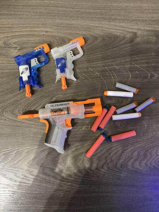 Пистолети нерф в гарному стані