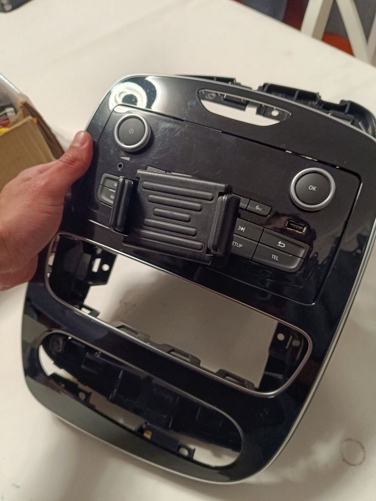 Consola central Clio 4 original